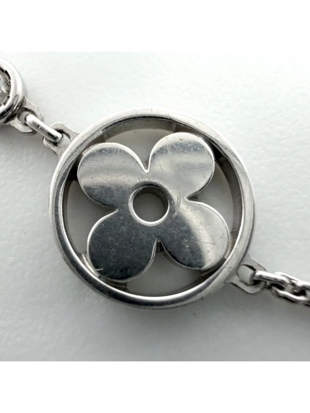 Louis Vuitton Necklace Monogram Idylle Star 18k WG 750 White Gold Diamond